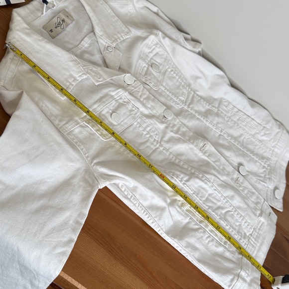 🇨🇦 NWT Lola jeans white jacket size small - Picture 9 of 9